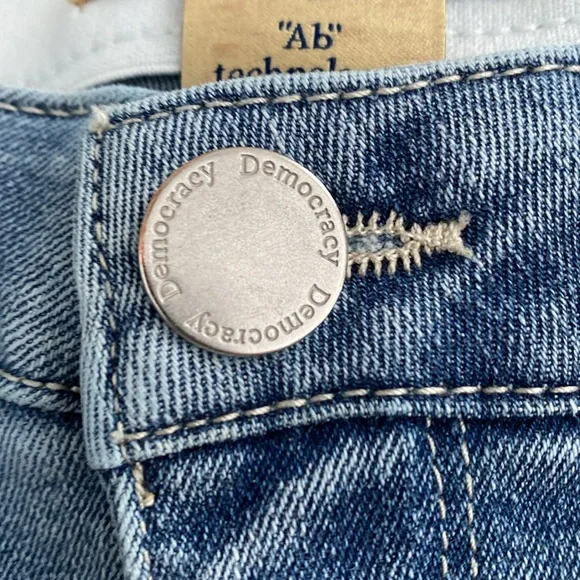 Democracy Ankle Jeans - Ab Technology - Size 6 - Picture 6 of 6